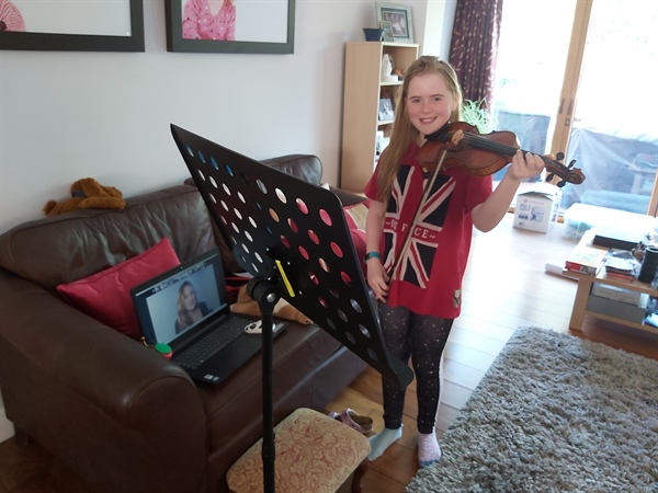 Music prefect Hannah, takes part in Nicola Benedetti's online violin workshops